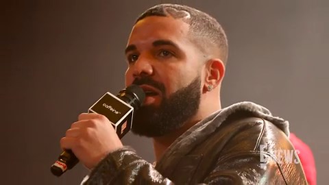 Drake Offers Pregnant Fan $30,000 During Sydney Concert