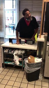 **Warning GRAPHIC Language** Warren - 9 Mile & Van Dyke McDonalds. A dispute involving change($1) leads to police being called to the location. Words were exchanged and the manager grabs a pot of hot coffee in case she needs to defend herself. In my opinion, I would have just gave him the dollar. 🤷🏻‍♂️🤷🏻‍♂️ | Macomb County Scanner
