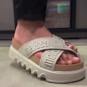 Shorts ogochi , uot R$79,90 Polos HD, uot, maresia R$69,90 Bermudas HB ,maresia R$89,99 1 camisa uot 1 HD =R&139,90 Calçados HOcks R$79,90 melissa @calvinklein @uot @tommyhilfiger @lacoste @melissa @crocsbrasil Seja bem vindo(a) as lojas @rotaamericanajr @Bruno.morais07 Para um melhor atendimento, favor clicar no link 👇 📲 Ipatinga (MG) - Centro https://api.whatsapp.com/send?phone=5531990839333 📲Coronel Fabriciano (MG)- Centro https://api.whatsapp.com/send?phone=5531982682433 - Centro https://