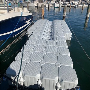 [Hot Item] Plastic Floating Modular Jet Ski Drive on Dock