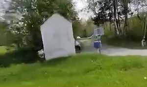 Jakub Glogar zachytil havárii Dominika Stříteského na Kohoutu. Posádka je OK. | ewrc.cz