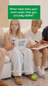 2K views | We have tried and tested recipes that kids give 2 thumbs up to!  Discover weeknight dinner inspiration with over 100 easy recipes on our menu at hellofresh.ca | HelloFresh | Facebook