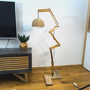 Lampadaire réglable fait main en bois avec abat-jour en rotin - Hauteur personnalisable de 31 à 55 po. - Etsy France