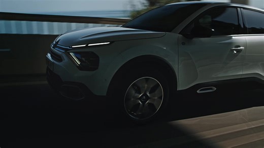 TIC TAC 🕛 TIC TAC 🕛 Elle arrive ! Découvrez dans quelques jours Nouvelle C4 X dans vos concessions Citroën réunion. Restez connecté pour connaitre la date de lancement précise ;) | Citroën