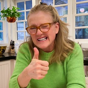 Looking back at when I first started voicing Bart in 1987, I had no idea The Simpsons would become what it is today! 🤯 #thesimpsons #bartsimpson #nancycartwright #voiceactress #simpsonsfan | Nancy Cartwright