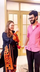 Kaptaan Chappal: Rajab Emaan Ki Sulah Ho Gai - Viral Reel Explained