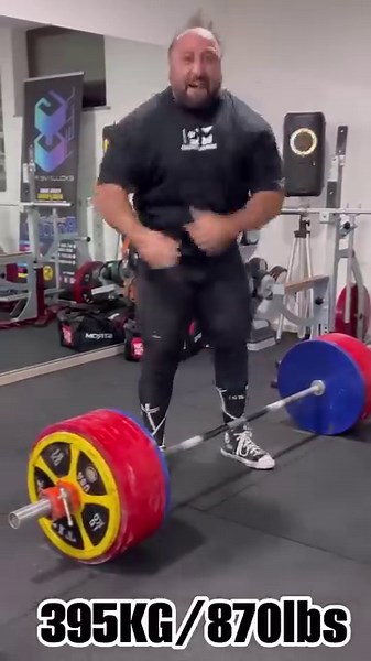 Zahir Khudayarov turns from squats to a STRAPLESS deadlift hitting a 395kg pull .... What you think can he go into the 400kg club? | Man Beast Strongman Events