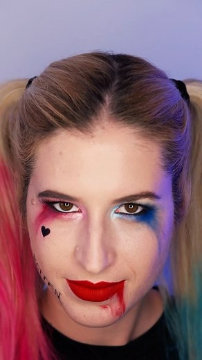 Happy Halloween! 💀🎃👻 Harley Quinn transformation! Paleta: Makeup Revolution DC Gotham City Comic #harleyquinn #halloweenmakeup #halloween #makeuprevolution #makeuptransformation | Alexandar Cosmetics