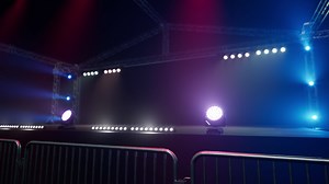Free stage with lights from lighting devices