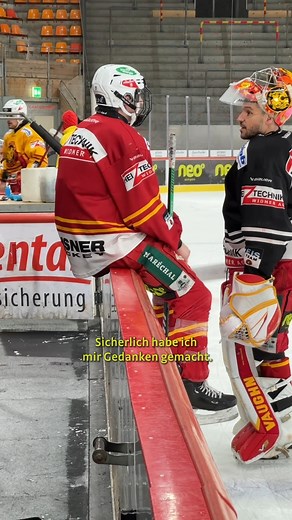 Pascal Berger: Der Kämpfer mit dem Gitterhelm über die aktuelle sportliche Situation, seine Vertragsverlängerung und den Blick zurück auf seine bisherige Karriere in der neo1-Sportstory. . . . . #scltigers #pascalberger #vertragsverlängerung #neuerolle #radio #interview #radioneo1 #neo1 #sportstory #neo1sportstory #emmental #ilfishalle #emmentalversicherungsarena #langnau #sportradio #bern #schweiz #oberaargau #aaretal | Radio neo1