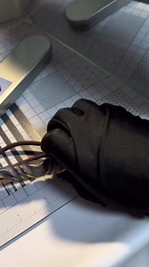 Titanium EDC Pry Bar Keychain Pry Bar Multitool Pocket Small Hand Crowbar for Men Outdoor (grey, conical)