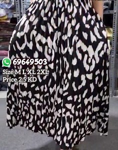 7.2K views · 37 reactions | Get stylish floral print skirts for women at just 2.5 KD! ✨ Perfect for any look—grab yours now!  DM to order now  WhatsApp: +965 69649503  Follow us: @z_square_kwt #TrendySkirts #ChicStyle #KuwaitShopping #AffordableFashion #KuwaitDeals | Z-square | Facebook