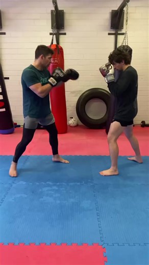 Picture and video #overload !! #martialarts #actor #muscle #brenfoster #muaythai #taekwondo #combattaekwondo #karate #kickboxing #bjj #brazilianjiujitsu #judo #sambo #wrestle #punch #kick #blitz #focus #lean #health | BREN FOSTER