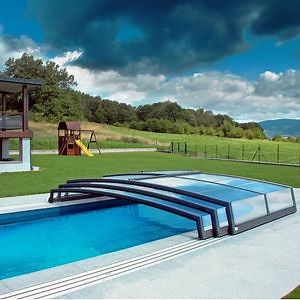 [Hot Item] High Quality Aluminum Retractable Swimming Pool Cover Waterproof Enclosure Outdoor Shading Solution Pool Cover