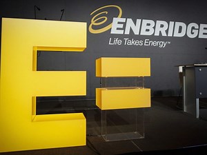 Enbridge Inc says it will cut 1,000 positions following $37 billion acquisition of Spectra Energy
