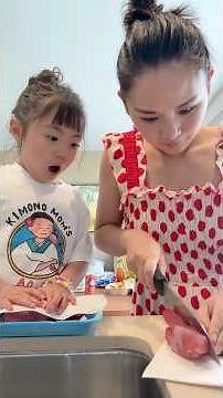 Japanese Mom&Daughter Make POKEBOWL
