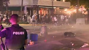 Police teargas Spring Breakers after curfew in Miami Beach