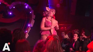 Veren, tepelkwastjes en drag: de kunst van het verleiden op het Amsterdam Burlesque Festival