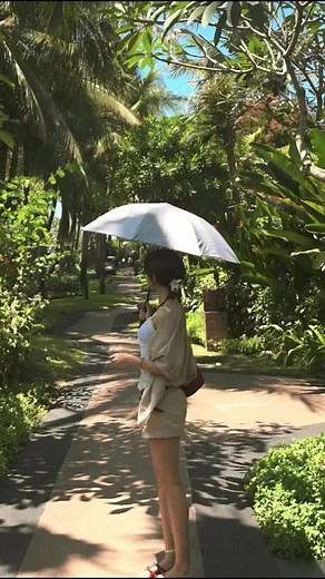 Creative Rosé Edits Using Snapseed Techniques