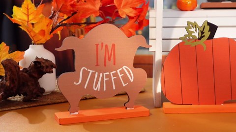 Barydat 6 Pcs Thanksgiving Table Decorations Wooden Fall Table Centerpieces Autumn Pumpkin Truck Gnome Tabletop Signs for Harvest Thanksgiving Home Kitchen Office Tiered Tray Decor(Cute Style)