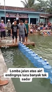 873K views · 2.4K reactions | moment lucu lomba berjalan di atas air. tapi ending nya banyak yang tak paham #sorotan #jangkauan | Ust Zacky Mirza | Facebook