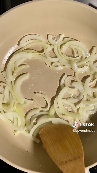 Korean Bulgogi Rice Bowl with Beyond Beef