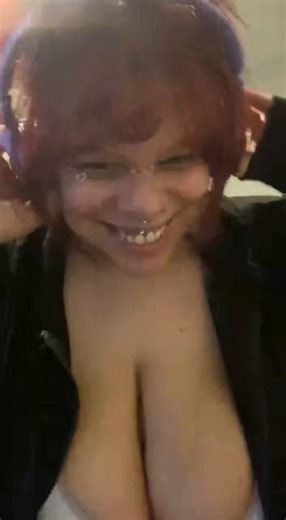 RT @HerchieraM: watch this big titty emo anytime live here on X or get a paid sessions on FaceTime 🖤