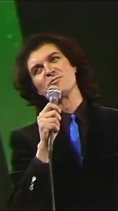 17K views · 224 reactions | Camilo Sesto "Donde estés, con quien estés" (1980) #camilosesto #80s #musicaromantica #dondeestesconquienestes | almaretro78 | Facebook