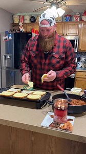 98K views · 2.8K reactions | Garlic bread spaghetti and meat sauce grilled cheese! Dixxon Flannel Co. | Elroy Redbeard | Facebook