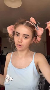 che fallimento balordo #heatlesscurls #heatlesshair #hairstyle #beachwaves | Emilia Poloni