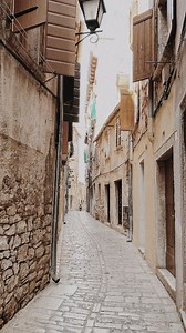 Keep it classic with our essential tees. . . . #wardrobeessentials #wardrobestaple #mensfashion #fashiondiaries #fashionforward #ootdtee #outfit #ootd #menclothing #outfitinspiration #poloperfection #polostyle #poloshirt | Celsius Clothing | Facebook