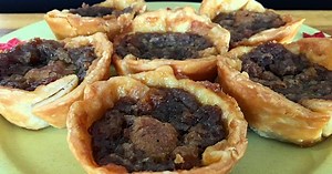 CANADIAN BUTTER TARTS with MAPLE SYRUP