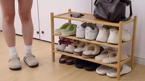 Smiry Bamboo Long Shoe Rack, 2 Tier Shoe Organizer for Entryway & Closet, Stackable Free Standing Storage Shelf for Shoes, Bags & Plants, Walnut