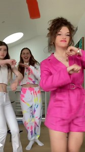 615K views · 2K reactions | Oldest vs youngest teens in our family #norrisnuts @sabrenorris @sockie.norris @biggynorris @naznorris | The Norris Nuts | Facebook