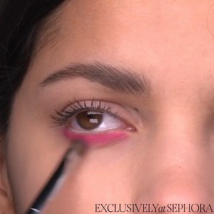 Check out the volume! ✔️ Sephora Collection Volume On Mascara makes your eyes pop with pimped-out lashes in pumped-up colours. Available in black, violet, green, blue, or turquoise to coat every last lash with volume and curve. MRP ₹920 Exclusively available at all Sephora India stores and online at sephora.nnnow.com. | SEPHORA