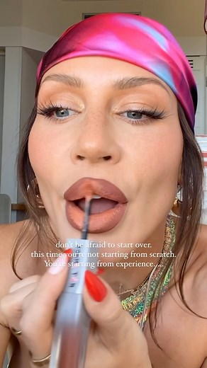 85K views · 48 reactions | … lip combo ? ‘toasted peach’ ombre lipstick of course! From hotombrecosmetics.com  ad #ccclarkeliptutorials Outfit - @prettylittlething for @afronation  #makeuptutorial #beautyhack #liptutorial | CC Clarke | Facebook