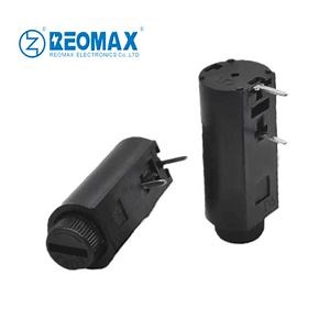 [Hot Item] Ptf-50 5*20 Bayonet Fuse Box Panel Install Fuse Holder Block