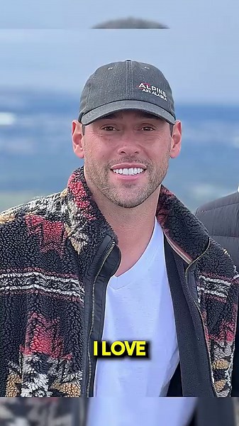 Scooter Braun invited me to Nova Festival exhibit, reiki healing with Heather