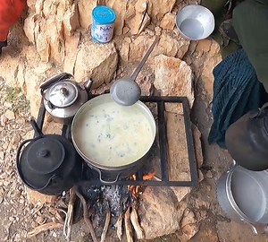 Moving to the Cave Because of the Rain | Village Cooking
