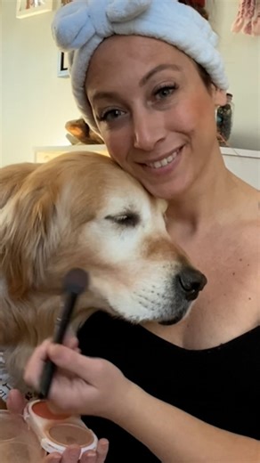 Woman shares sweet journey of adopting senior dog a year before he died