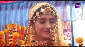 Kartik scolds Naira as Gayu feels uneasy after getting pregnant | Yeh Rishta Kya Kehlata Hai