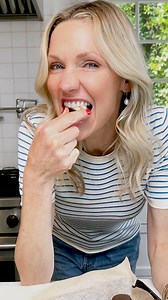 15 reactions | RECIPE: https://weelicious.com/frozen-chocolate-peanut-butter-banana-bites-recipe/ Frozen Chocolate Peanut Butter Banana Bites are a great snack for you and your kids! These are straight from the freezer, so they’re ice coldm which makes for the perfect midday treat to cool down on a hot summer day. | weelicious | Facebook