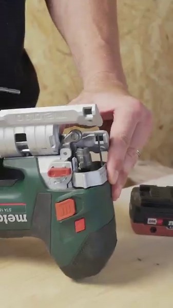 1K views · 53 reactions | The power pack among cordless jigsaws 朗...