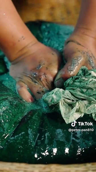 Batik, one of the four major printing techniques in ancient China, is amazing!#culture #handcraft #handwork #fyp #foryou #ancient #chineseculture #china