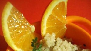 Przepis - Aromatyczny kuskus z przyprawami przepis - Gotujmy.pl