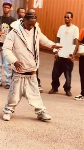 Mobutu Satana 🔥 Yo Pe micien ? Son nouveau single. #Baziksmedia | Baziks Media