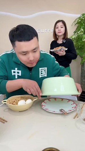 10K views · 118 reactions | Million Trending Husband and Wife #Trick #Boom #Boomnow Couple Eating | Kajal Agarwal The Queen | Facebook