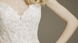 懶Ursula懶 In store now, this beautiful gown from Modeca✨ Show off...