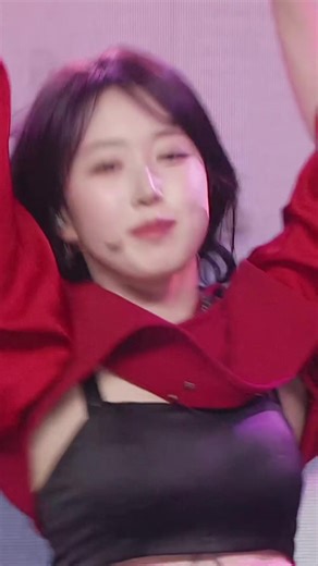 NMIXX - Haewon(1/3) https://huck.kr/16816 . . . #헉 #kpopmemes #kpoper #멜론차트 #이슈 #걸그룹 #아이돌 #idols #케이팝 #girlgroup #k-pop #헉짤 #유머 #huck #감탄사가절로나오는짤 #korea #kpop | K-Pop Girl Idols