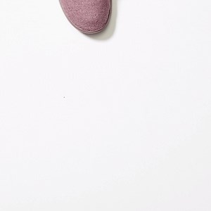 3.2K views · 74 reactions | Florals for spring? Groundbreaking. Floral for fall? Actually groundbreaking! #weareallbirds | Allbirds | Facebook